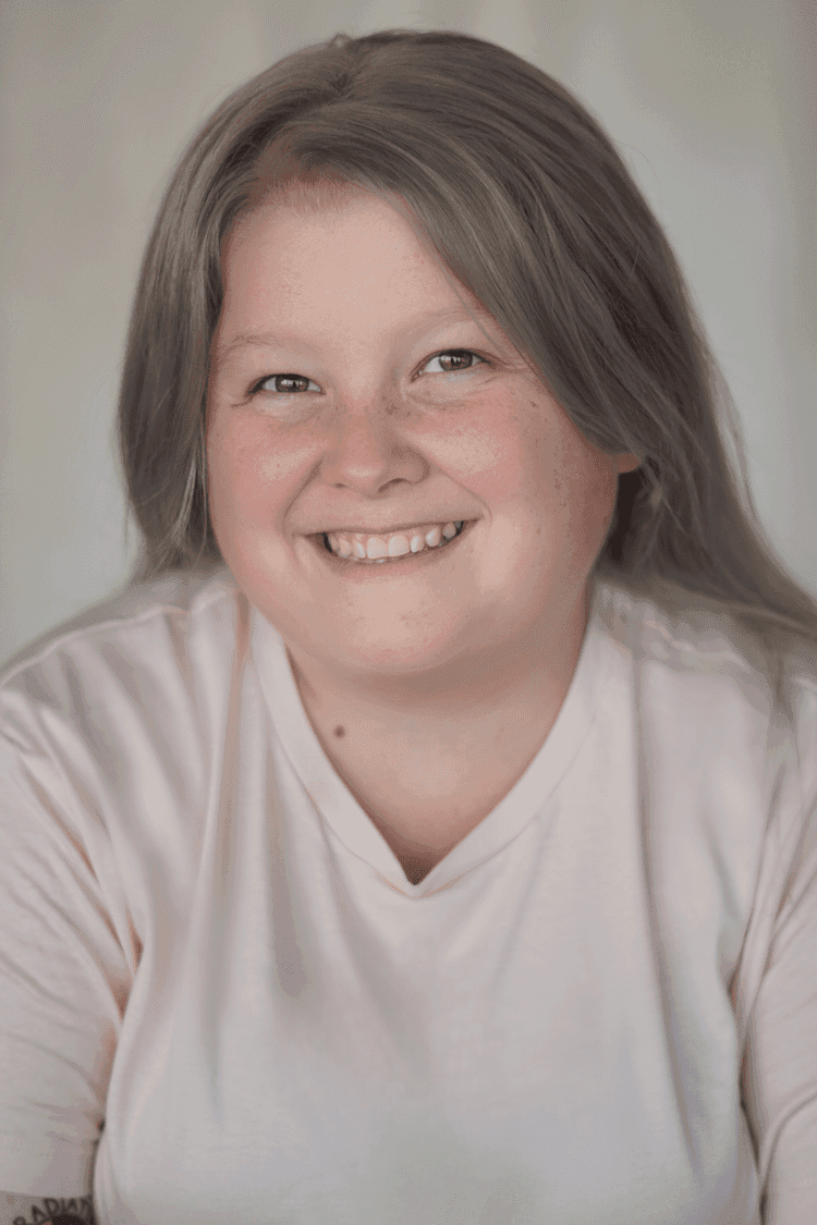 Gallery image 1 of Alicia Grace Chenier