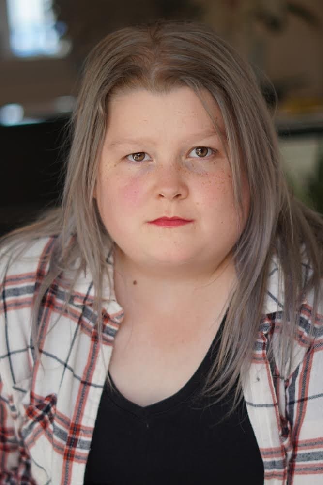 Gallery image 5 of Alicia Grace Chenier